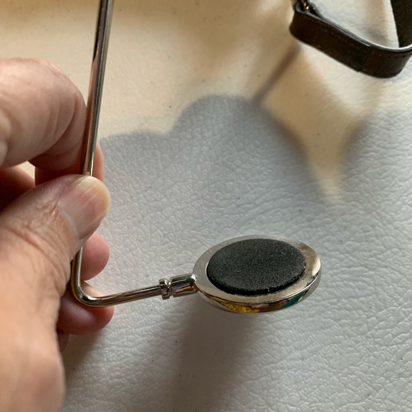 👜 Table Top Purse Hanger with Mirror - Picture 7 of 15